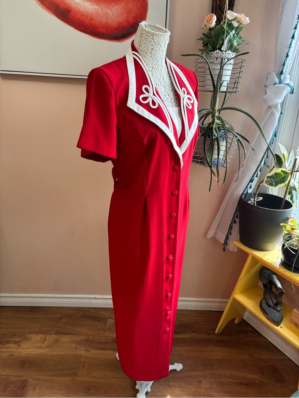 Vintage Red Midi Dress with White Trim - Picture 2 of 10